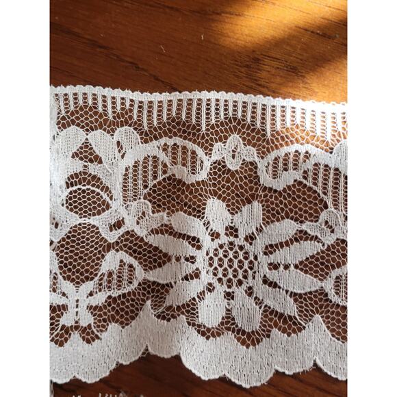 Lot of 27 Yards Assorted White Floral Lace Junk Journal Scrap booking Arts Craft - Picture 9 of 11